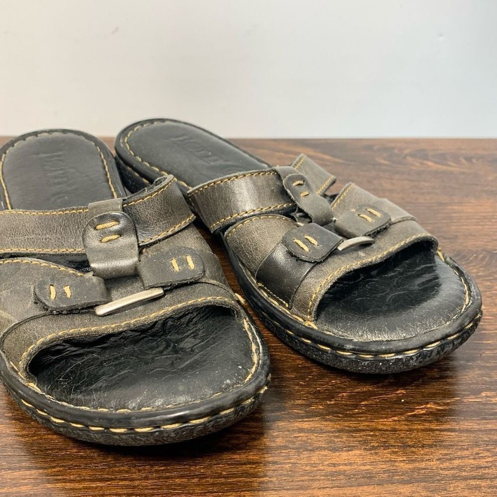Born black, brown leather slide size 8/9.5” - Picture 5 of 8
